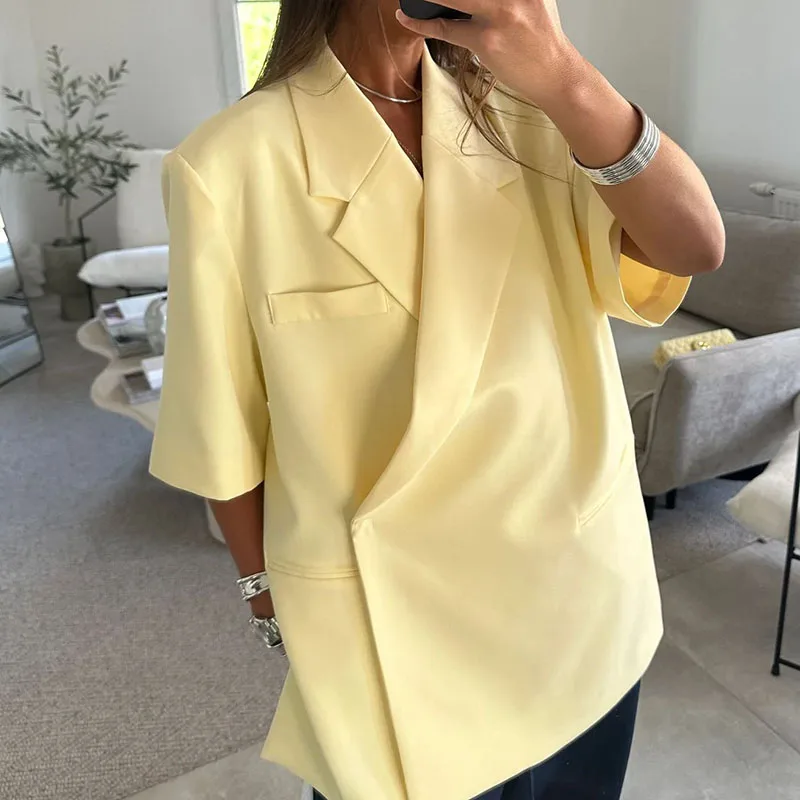 Women Formal Wear Trousers - بدلة بليزر نسائية فضفاضة بلون موحد،