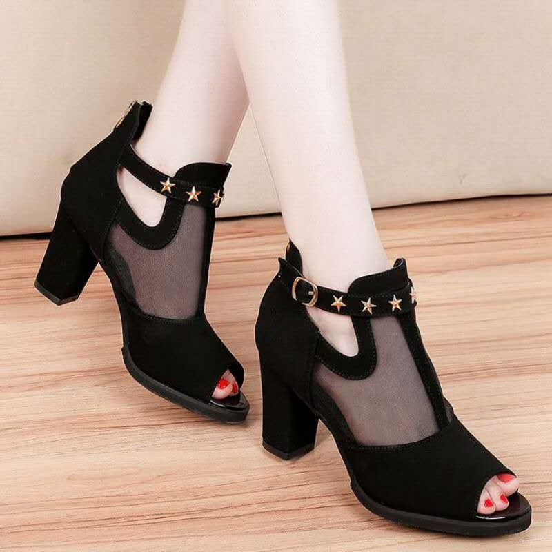 Women Formal Wear For Office - صنادل نسائية بكعب عالٍ مربع ومقدمة