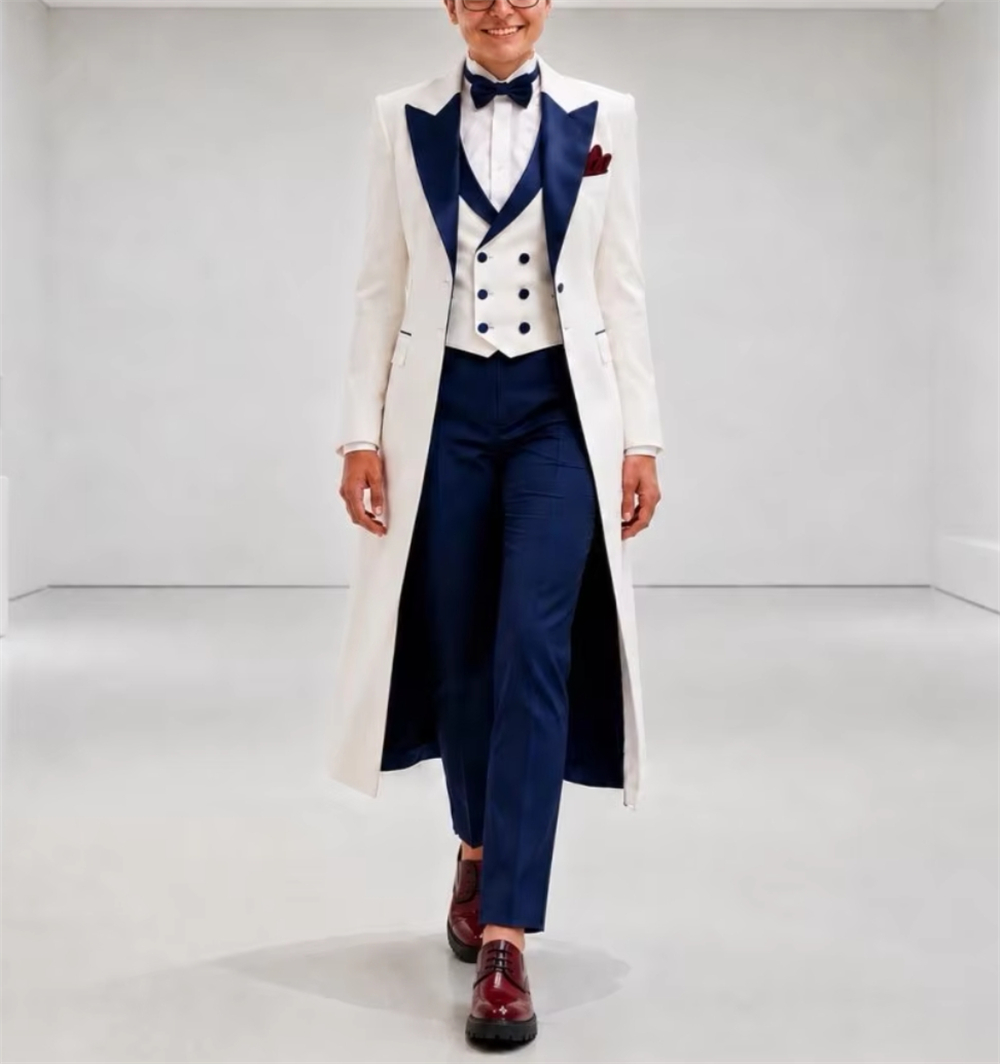 Women Formal Wear For Office - سترة نسائية زرقاء داكنة وبيضاء أنيقة